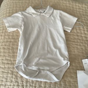 Kissy Kissy White bodysuit. Size 18-24m
